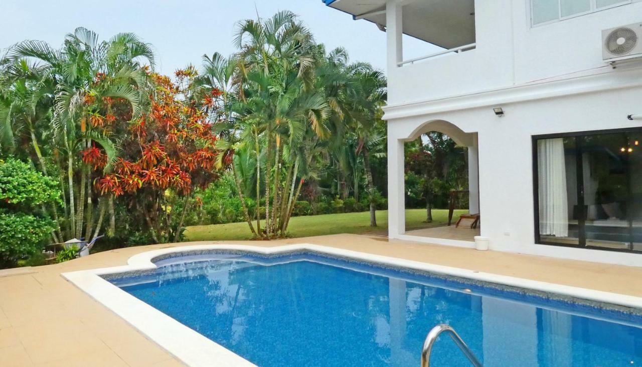 Luxury Villa With Pool In Tropical Garden Puerto Princesa Dış mekan fotoğraf